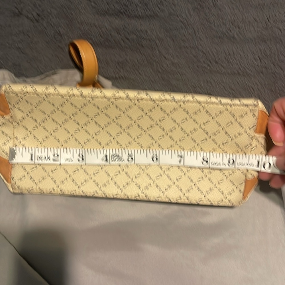 La Tour Eiffel Womens Medium Handbag - Picture 10 of 10